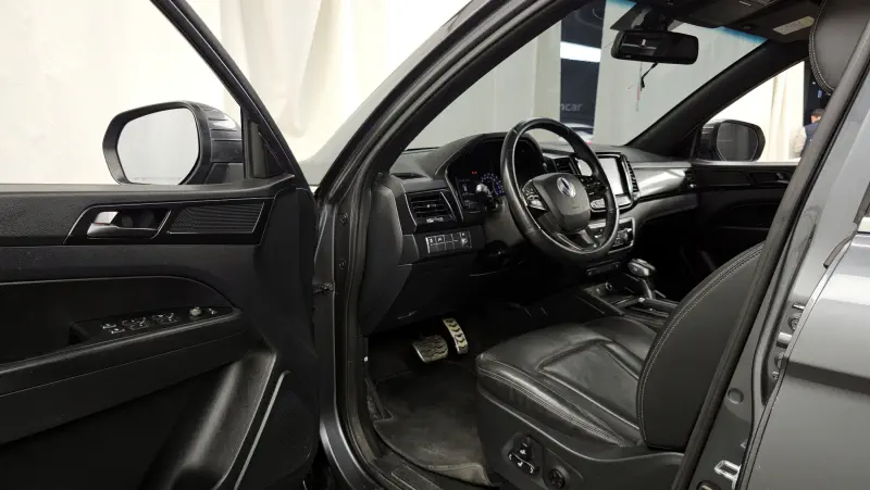SsangYong Rexton Sports