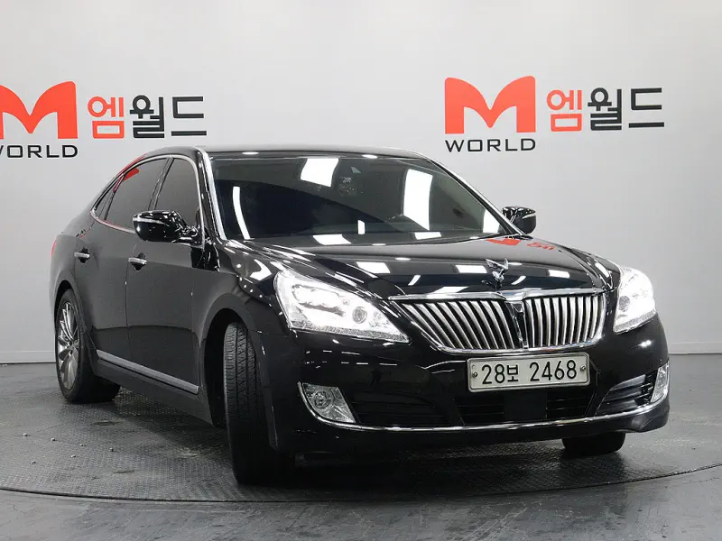 Hyundai Equus