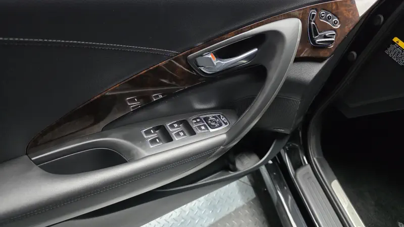Hyundai Aslan