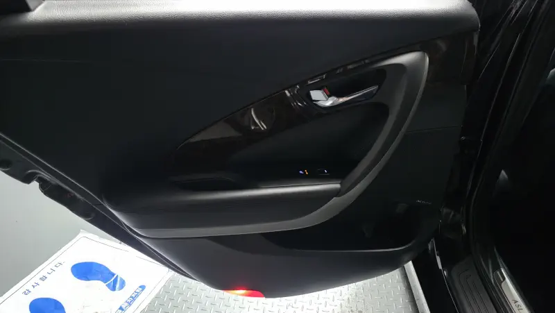Hyundai Aslan