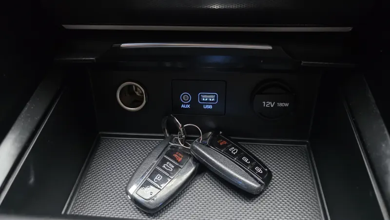 Hyundai Aslan
