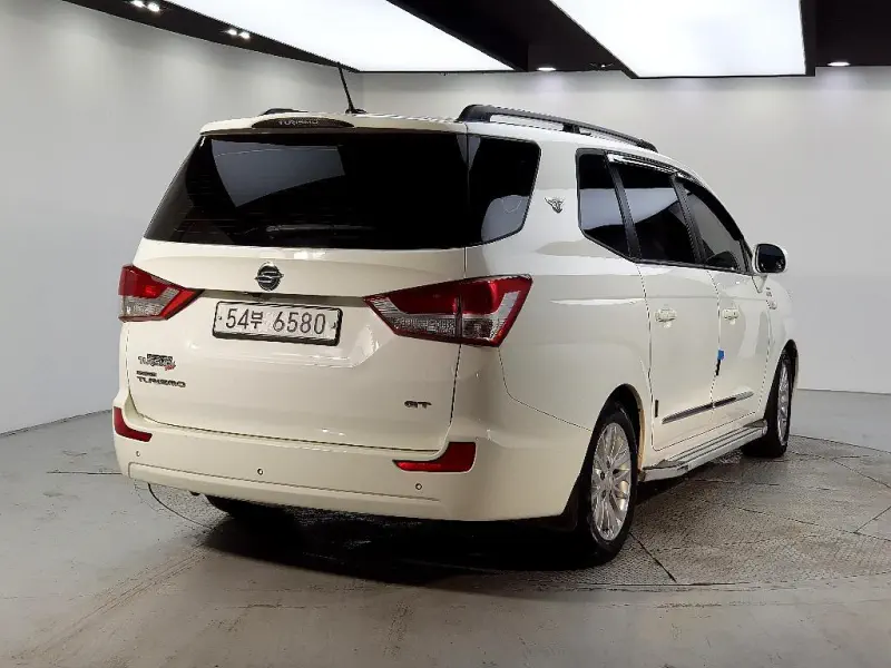 SsangYong Korando Turismo