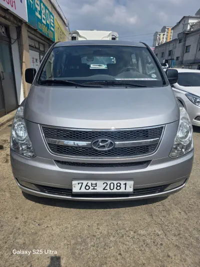 Hyundai Grand Starex