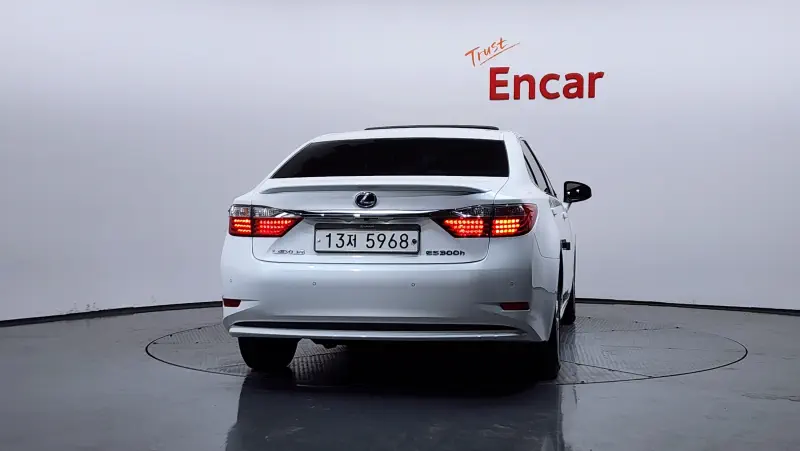 Lexus ES300h