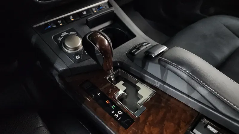Lexus ES300h