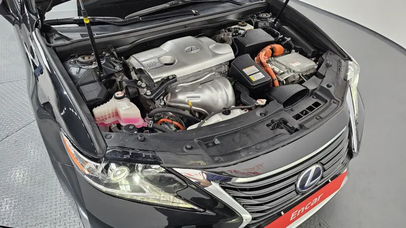 Lexus ES300h