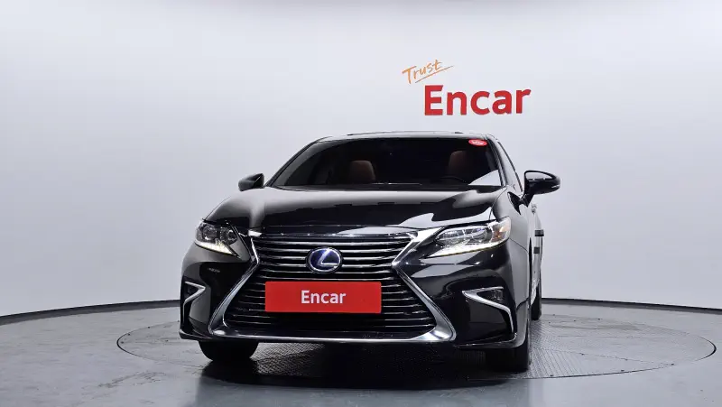 Lexus ES300h