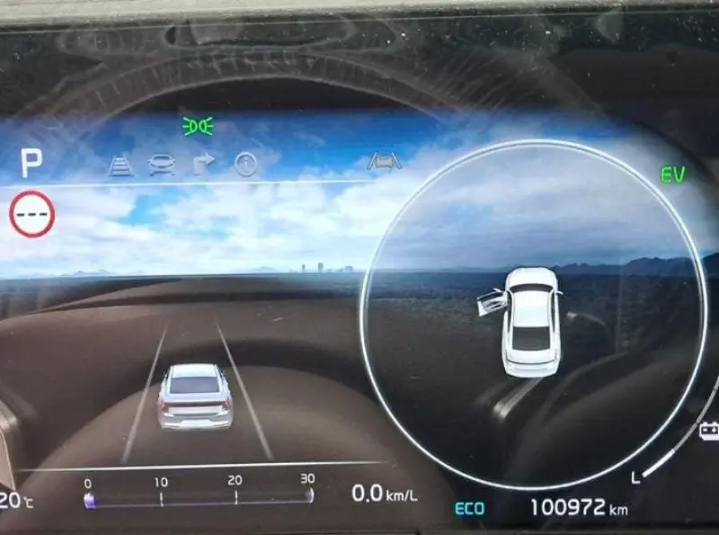 Kia K8