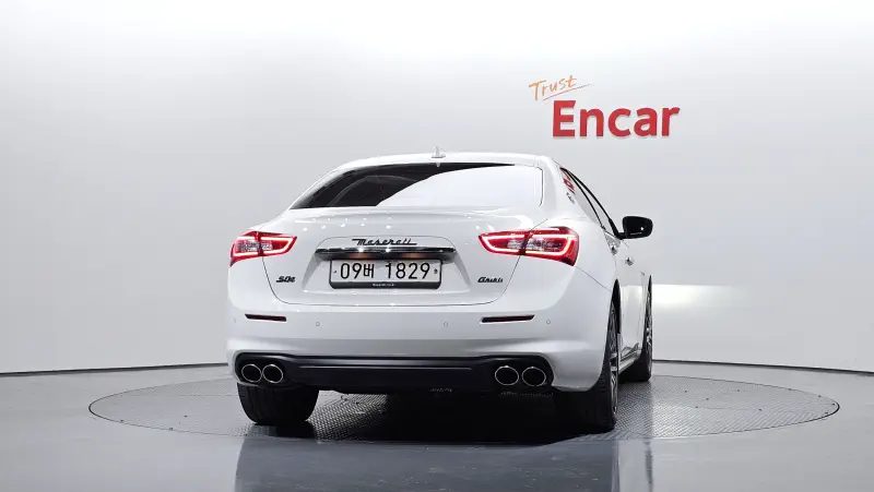 Maserati Ghibli