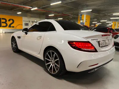 Mercedes-Benz SLC-Class