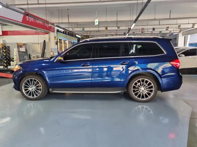 Mercedes-Benz GLS-Class