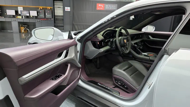Porsche Taycan
