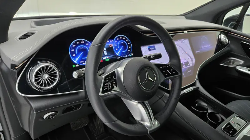 Mercedes-Benz EQE