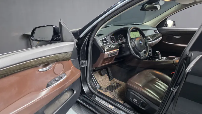 BMW 5-Series Gran Turismo