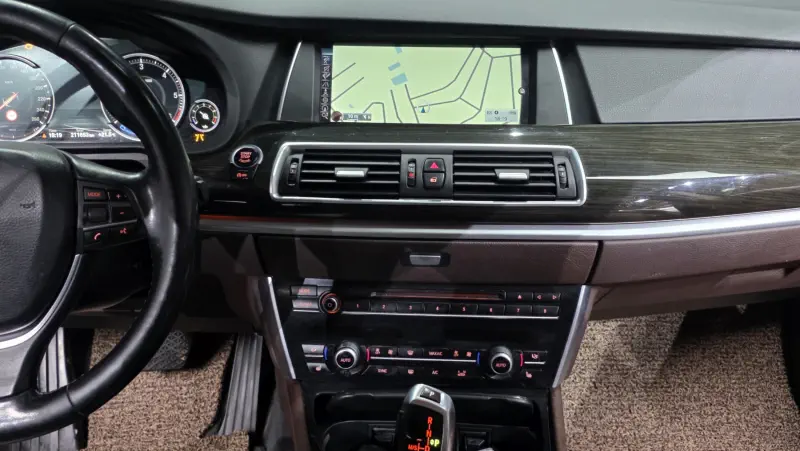 BMW 5-Series Gran Turismo