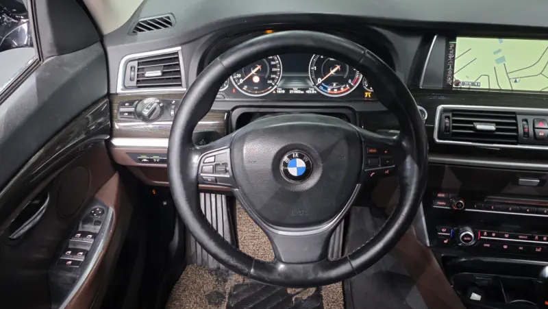 BMW 5-Series Gran Turismo