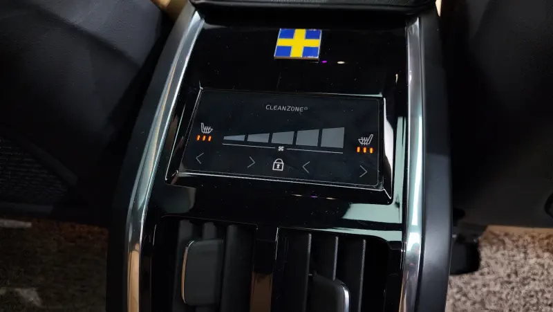 Volvo S90