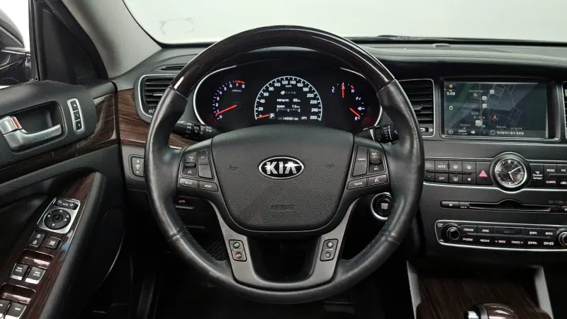 Kia K7