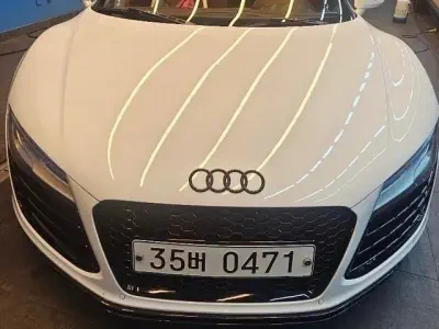 Audi R8