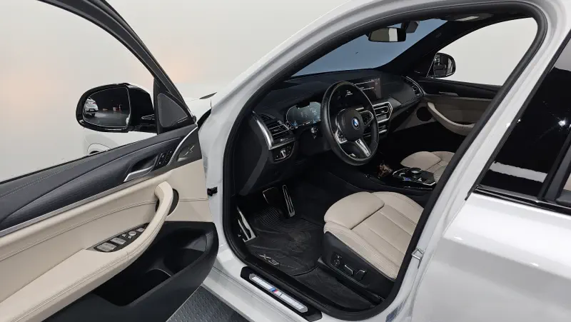 BMW iX3