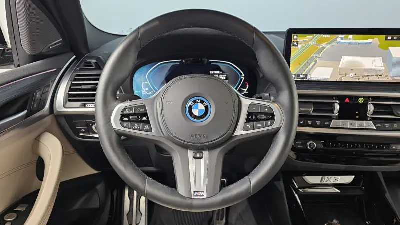 BMW iX3