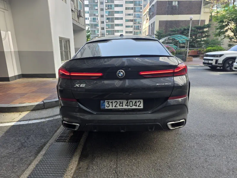 BMW X6