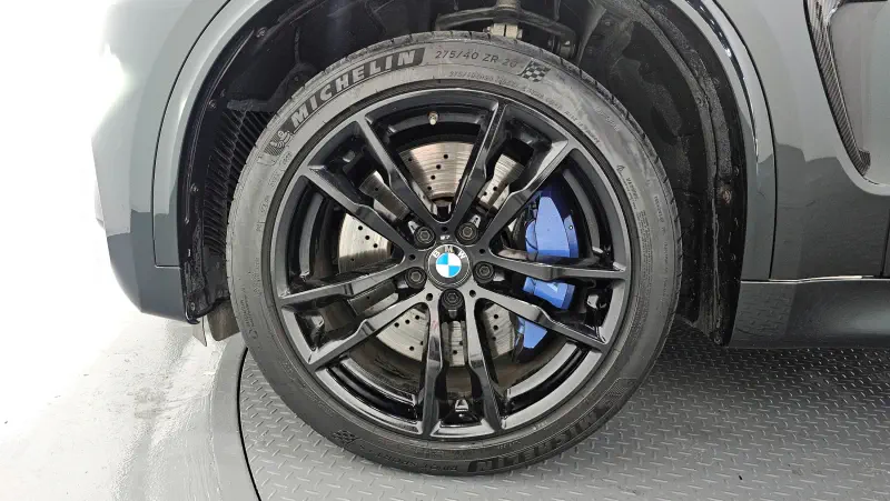 BMW X5M