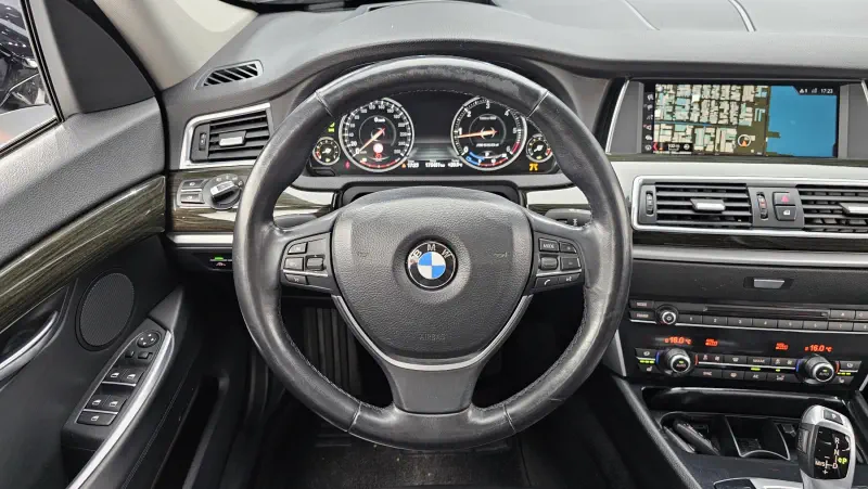BMW 5-Series Gran Turismo
