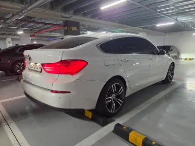 BMW 5-Series Gran Turismo