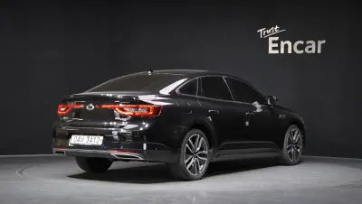 Renault SM6