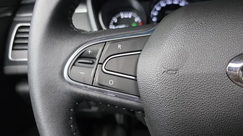 Renault Samsung SM6