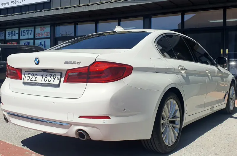 BMW 5-Series