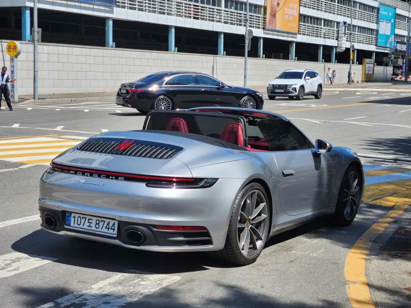 Porsche 911