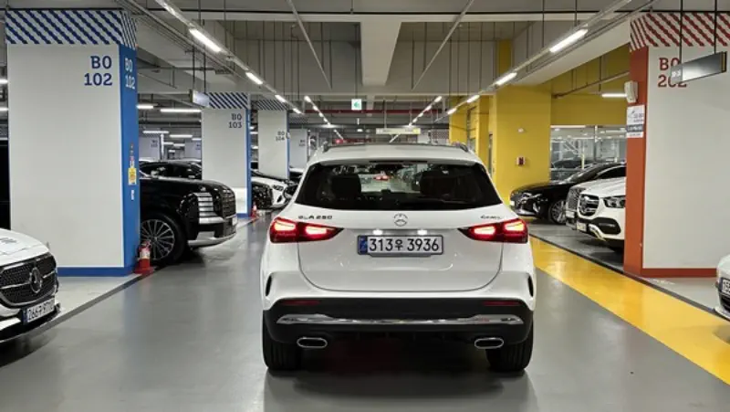 Mercedes-Benz GLA-Class