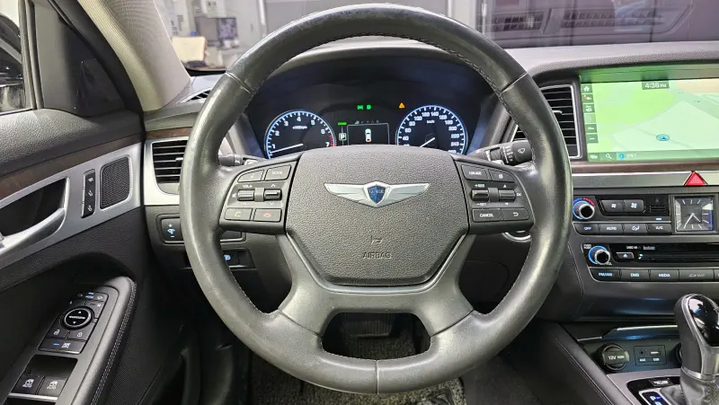 Hyundai Genesis