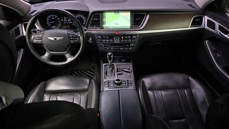 Hyundai Genesis