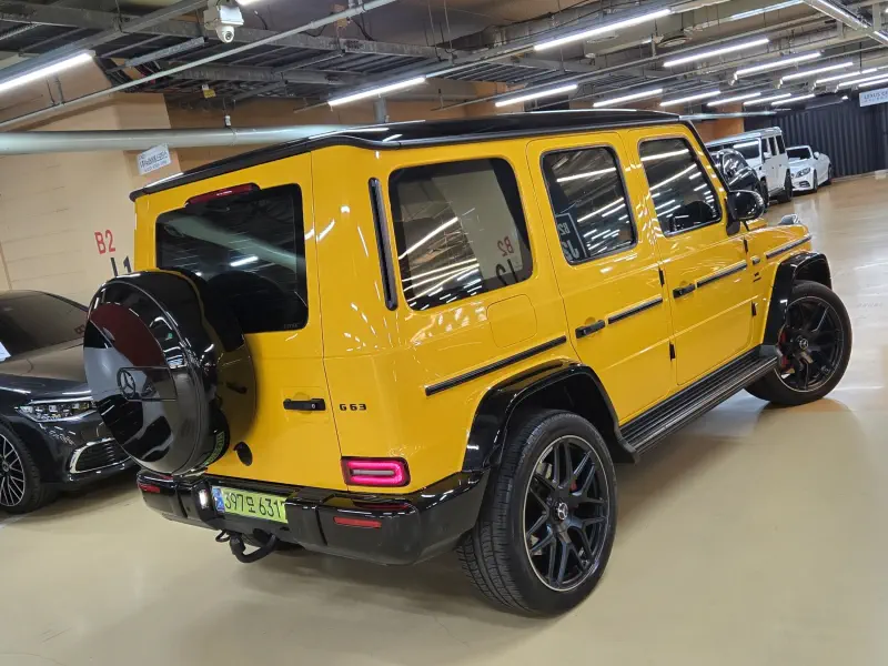 Mercedes-Benz G-Class
