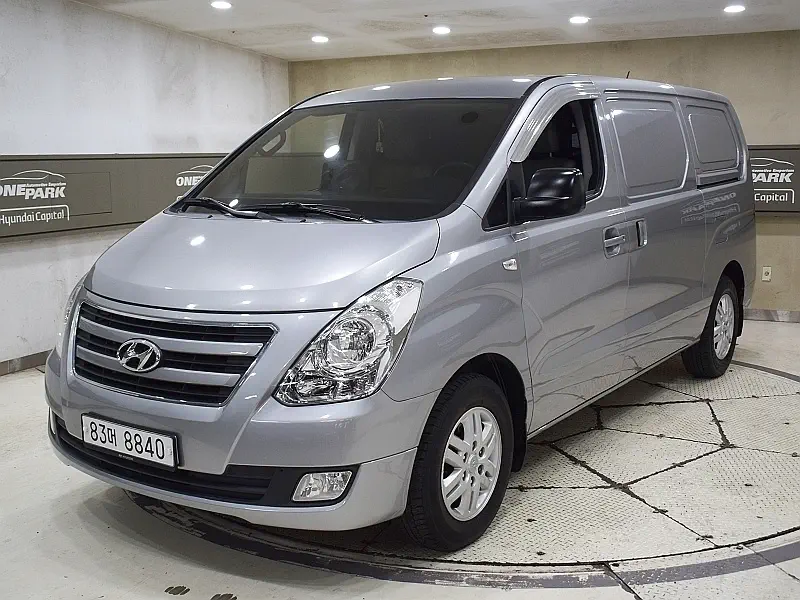 Hyundai Grand Starex