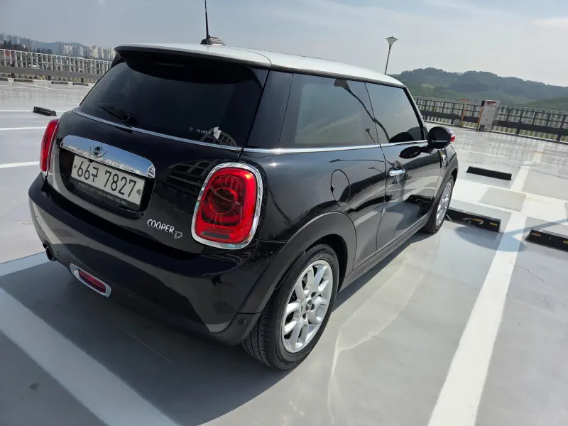 MINI Hatch