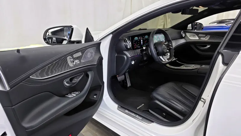 Mercedes-Benz CLS-Class