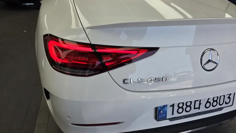 Mercedes-Benz CLS-Class