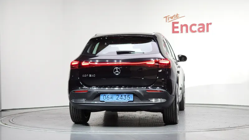 Mercedes-Benz EQA
