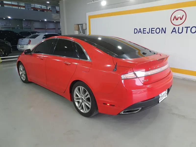 Lincoln Mkz