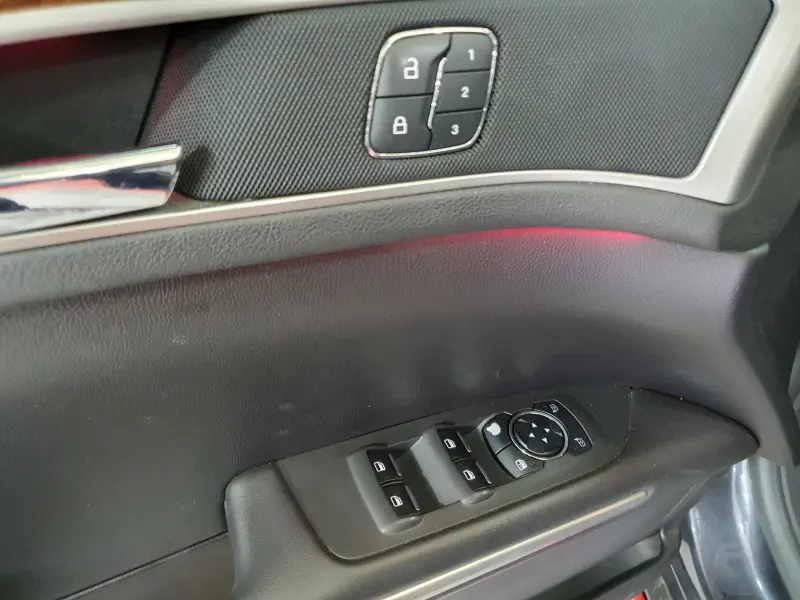 Lincoln Mkz
