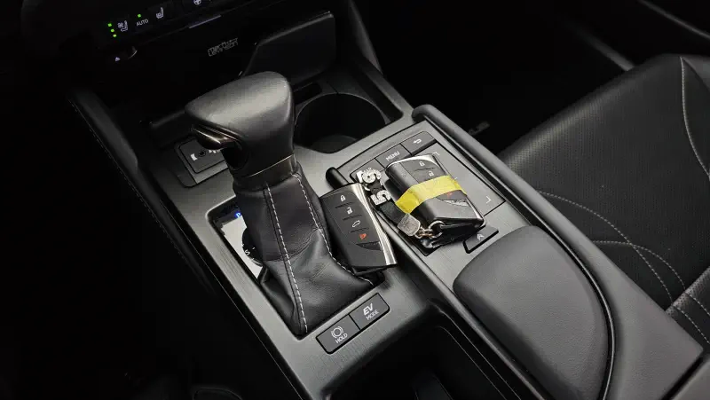 Lexus ES300h