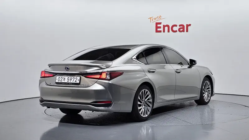 Lexus ES300h