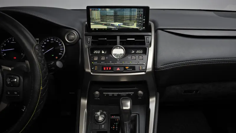 Lexus NX300
