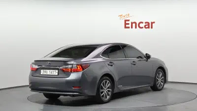 Lexus ES300h