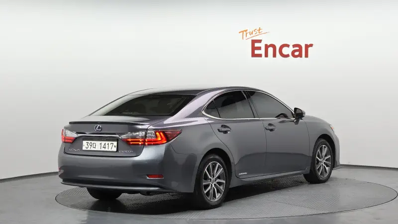 Lexus ES300h