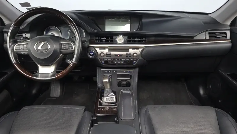 Lexus ES300h